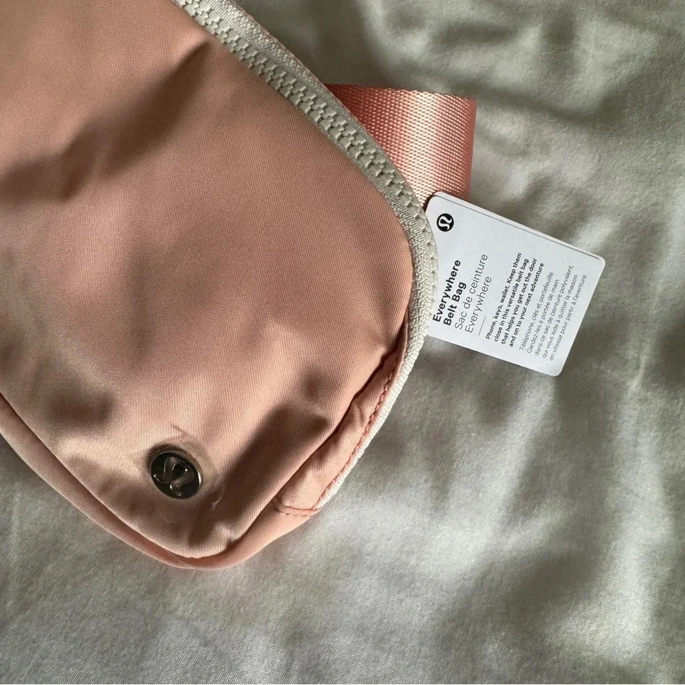 🆕🩷 Lululemon Everywhere Belt Bag Melon Sorbet - Picture 2 of 7